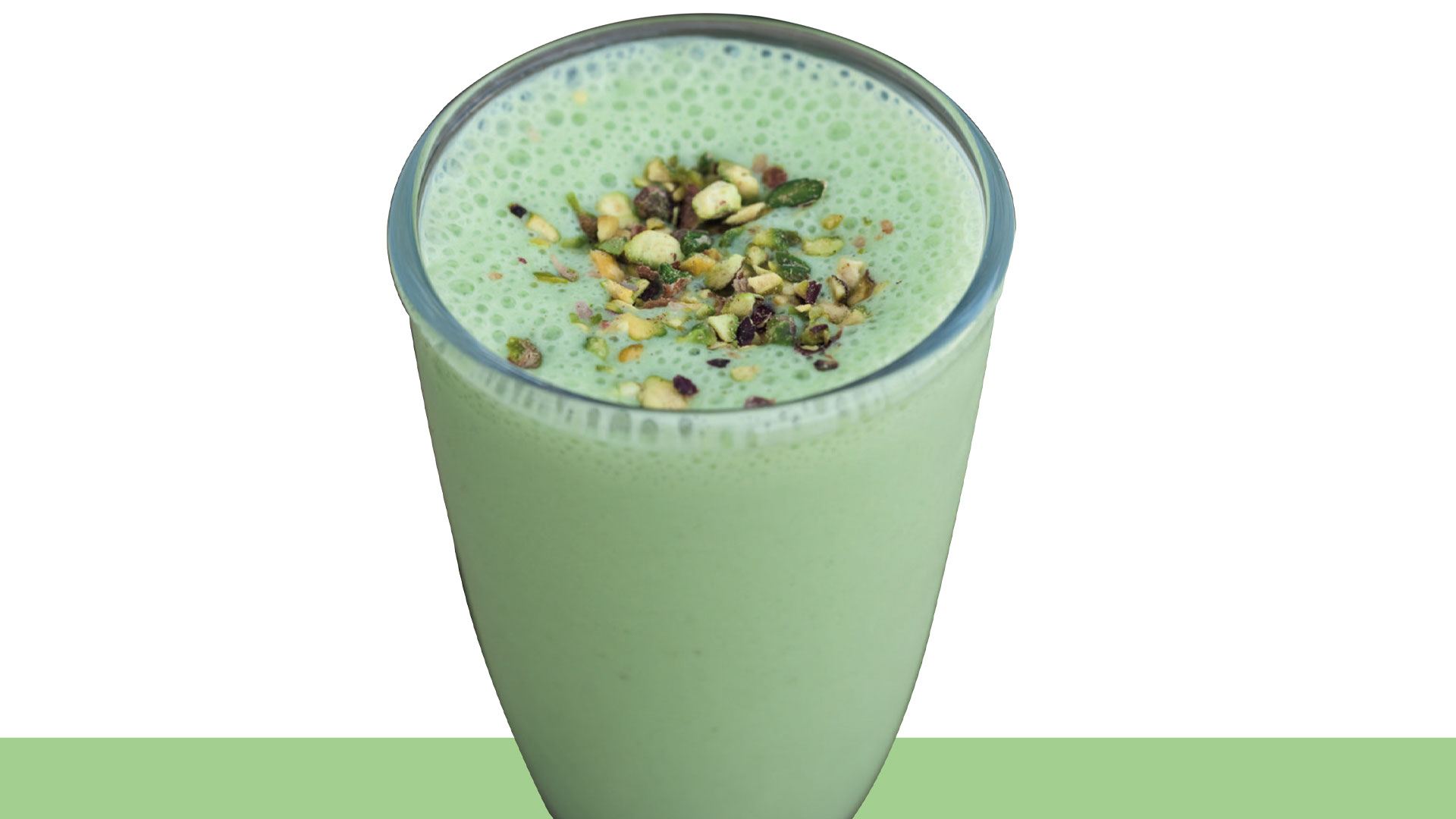 Banana, Yogurt and Pistachios Smoothie