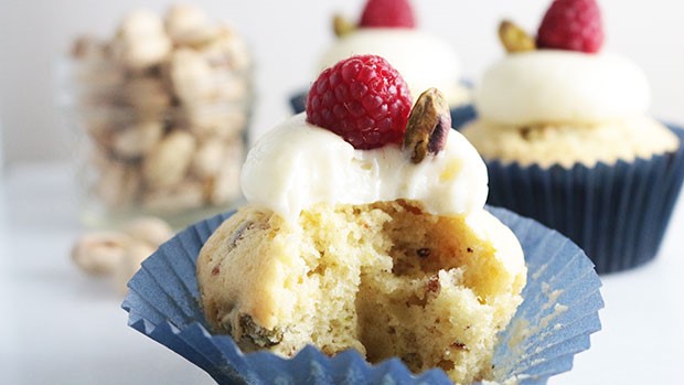 rasberry and chantilly cream cupcake