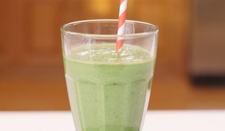 Green Pistachio Smoothie 