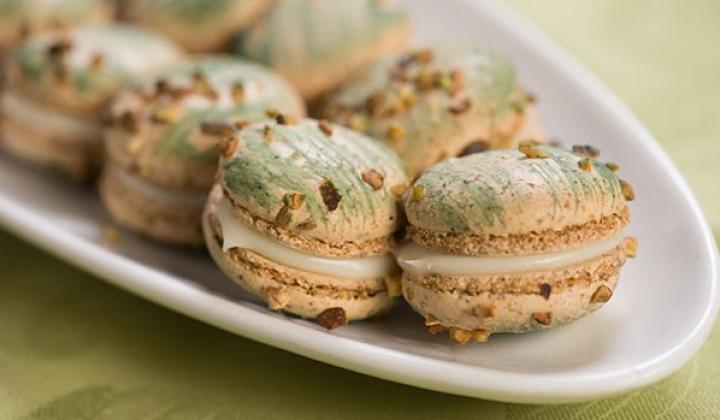 Pistachio Macaroon