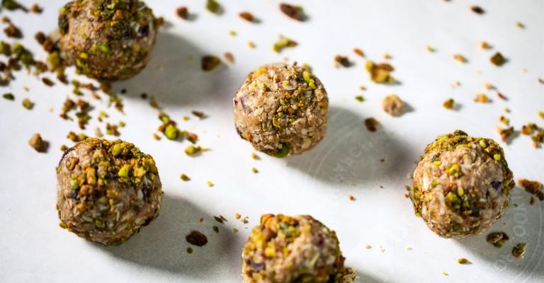 Pistachio Energy Bites